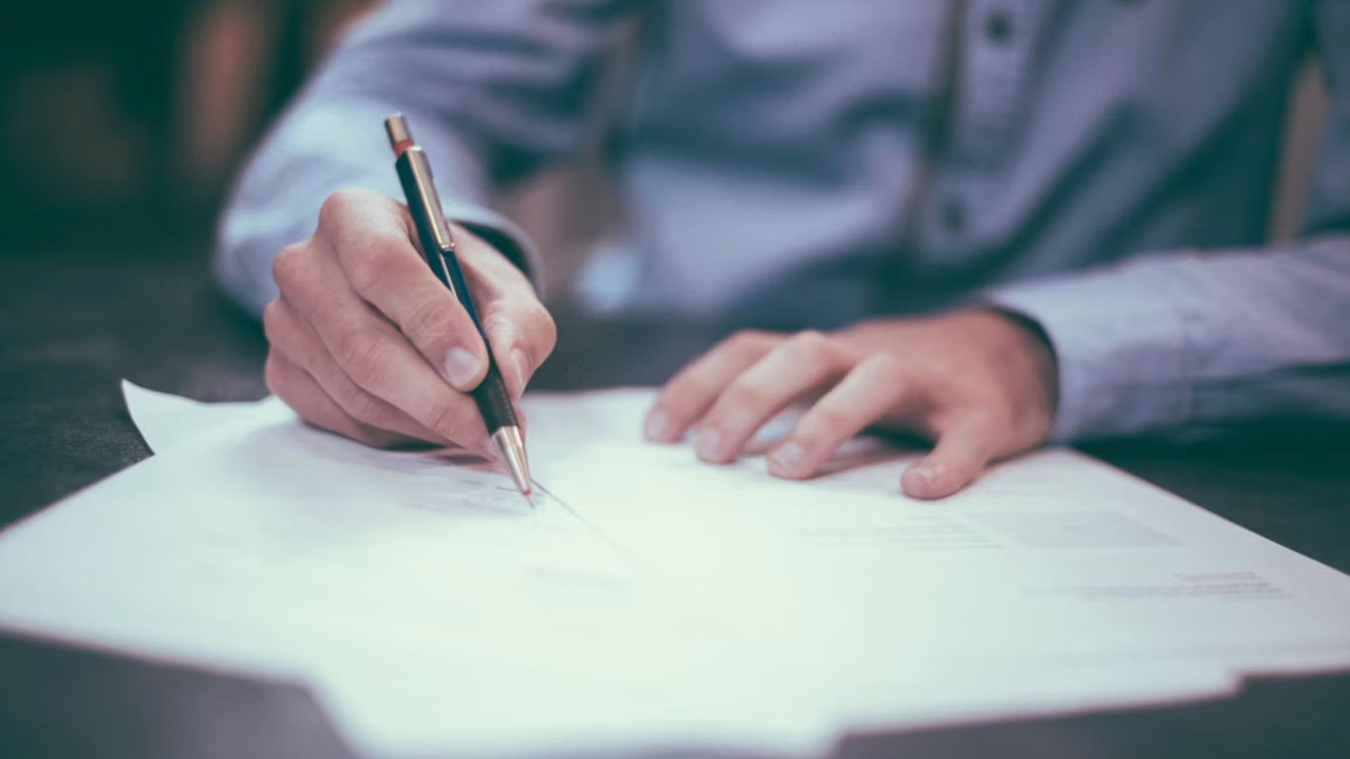 Introduction to the legal requirements of setting up and running a business